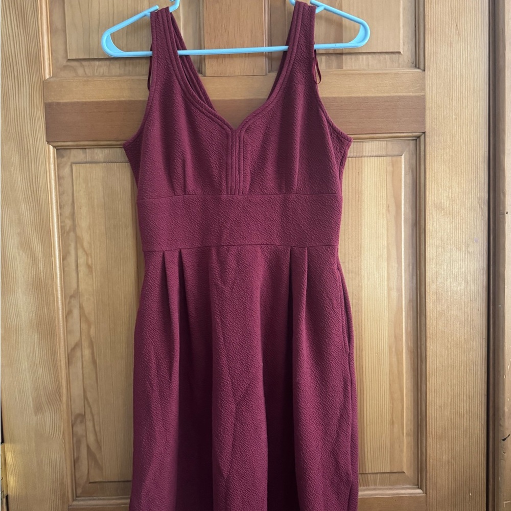 Elegant Burgundy Mini Dress